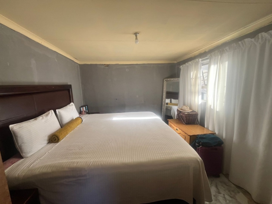 2 Bedroom Property for Sale in Kwazakhele Eastern Cape